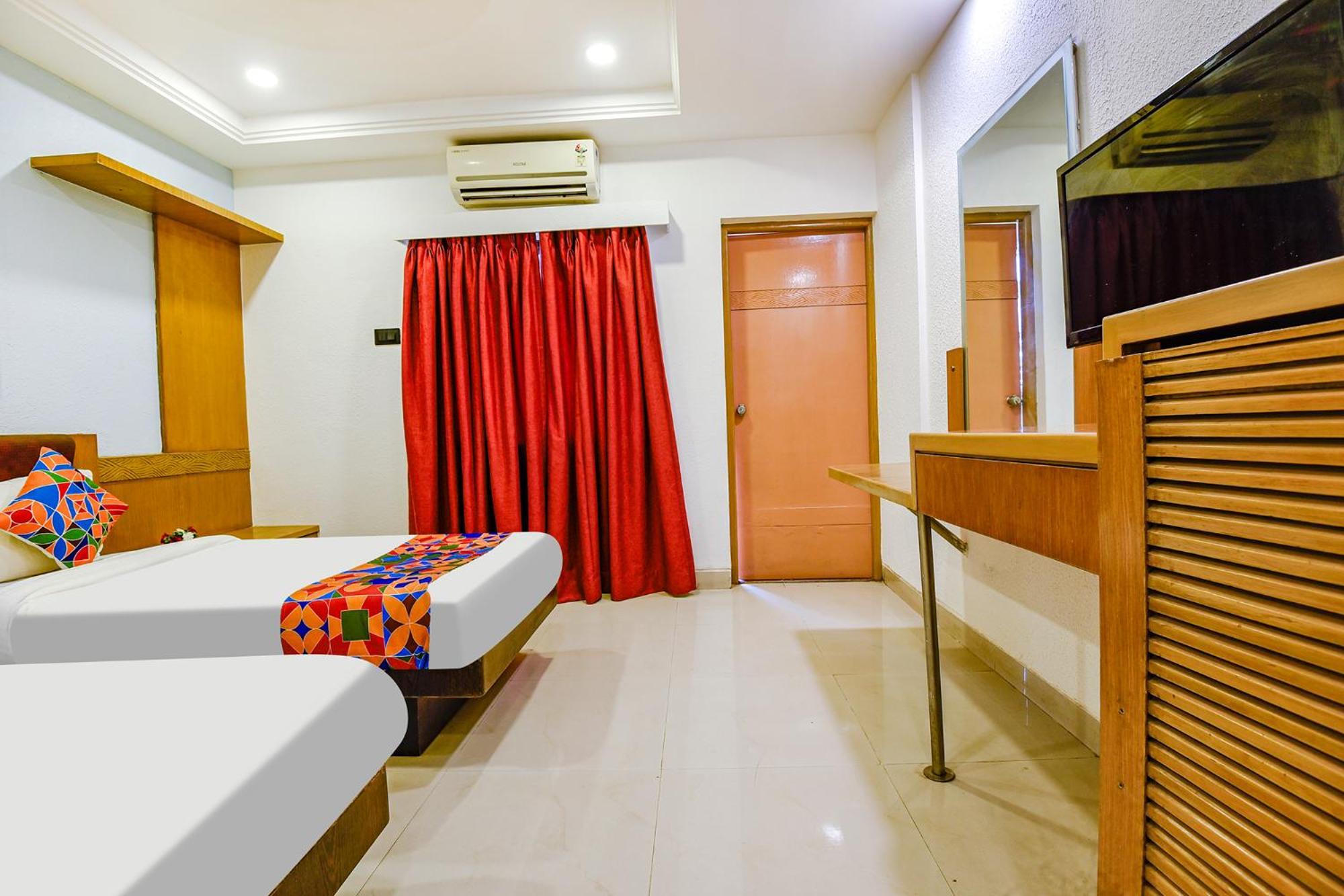 Marmagao Fabhotel Prime Supreme - 700M From Vasco Da Gama Railway Station מראה חיצוני תמונה