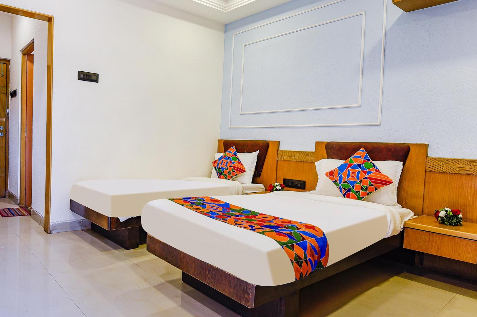 Marmagao Fabhotel Prime Supreme - 700M From Vasco Da Gama Railway Station מראה חיצוני תמונה